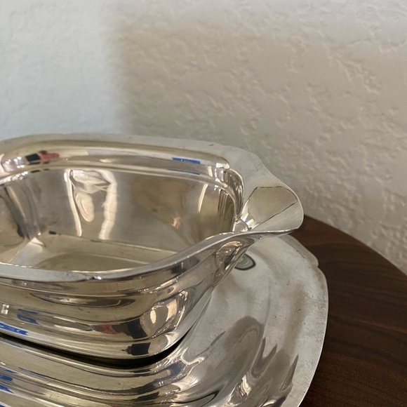 Vintage Reed & Barton 5000 1940’s Mayflower Scalloped Silver Plated Gravy Boat - Picture 8 of 14